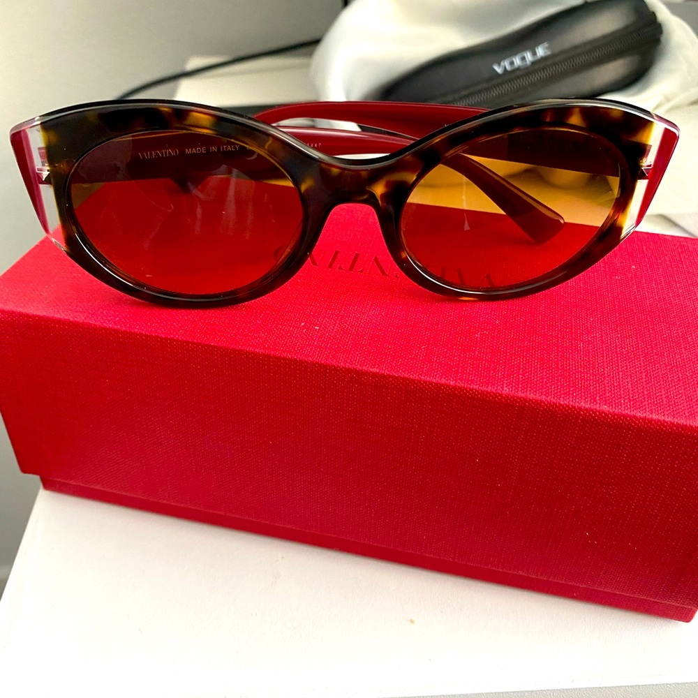 Valentino sunglasses